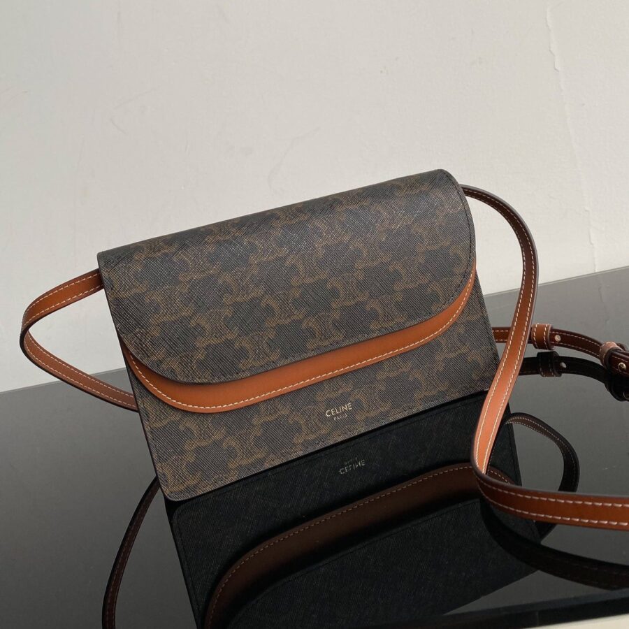 Designer handbag black – front view