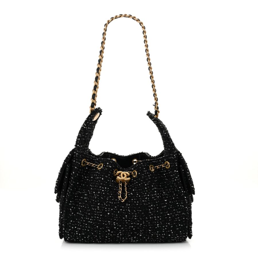 Chanel handbag black – front view